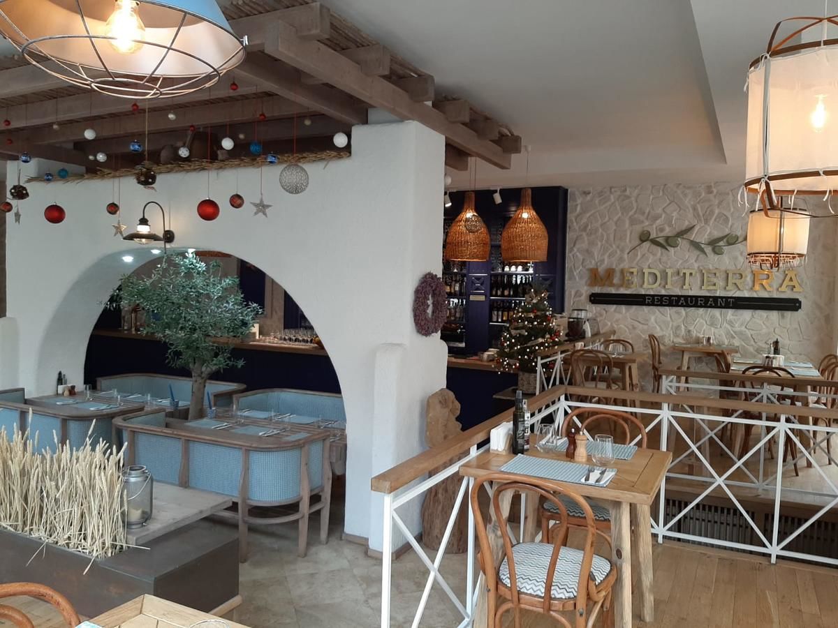 Отель Hotel Gott Брашов-11