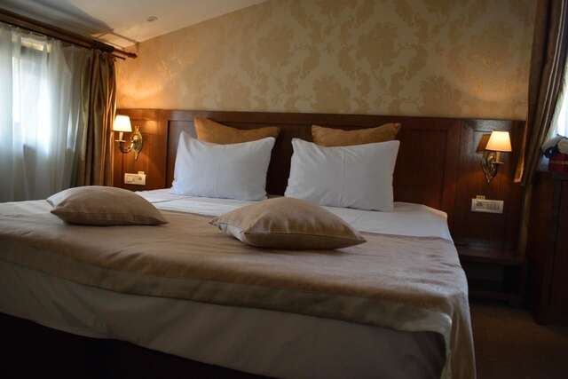 Отель Hotel Gott Брашов-23