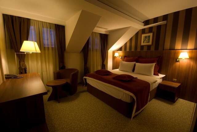 Отель Hotel Gott Брашов-27