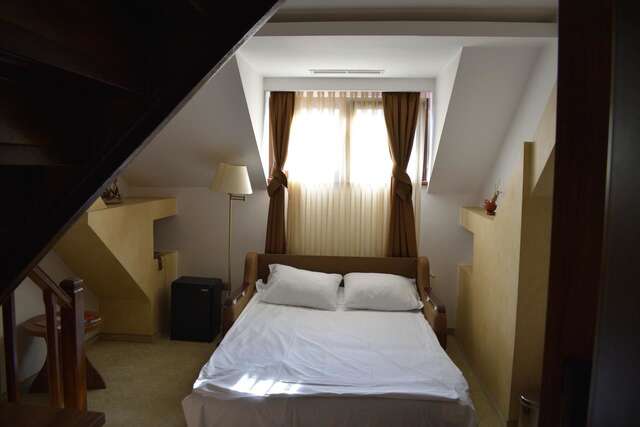 Отель Hotel Gott Брашов-35