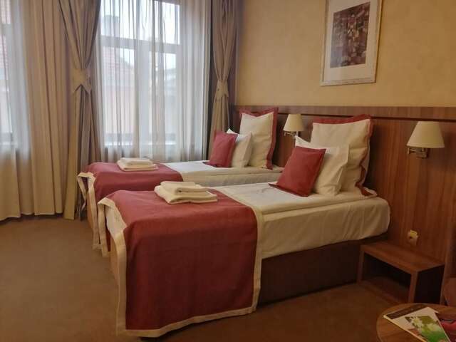 Отель Hotel Gott Брашов-37