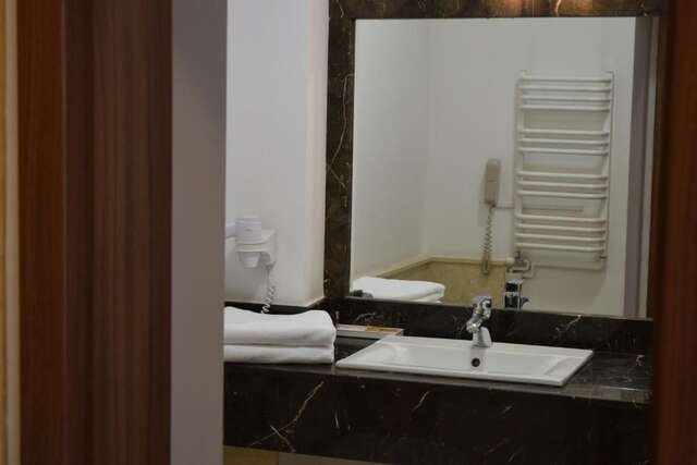 Отель Hotel Gott Брашов-52